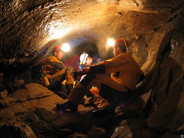 img00006.jpg