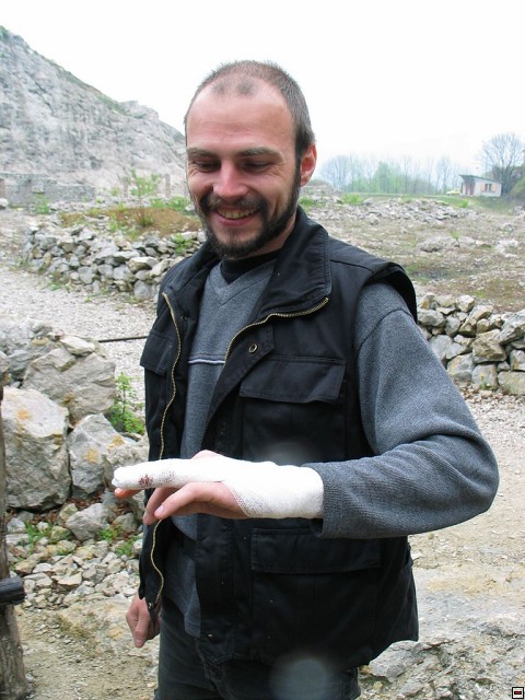 img00006.jpg