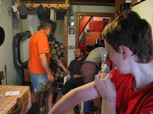 img00003.jpg