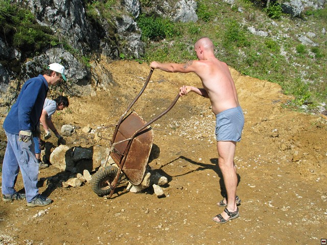 img00025.jpg