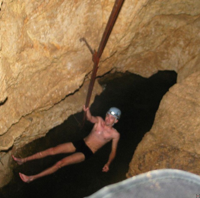 img00014.jpg