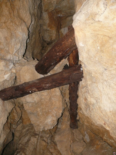 img00012.jpg