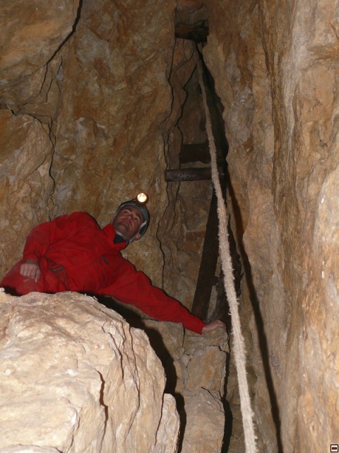 img00015.jpg